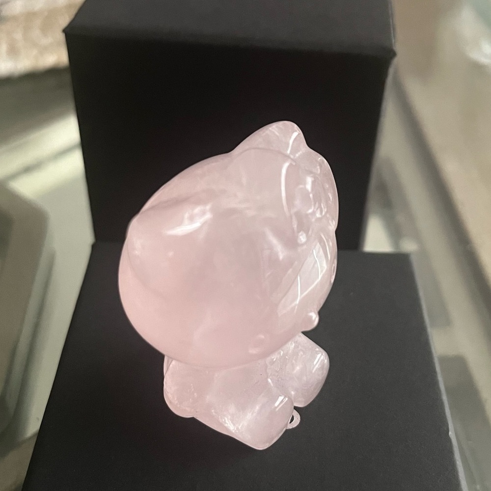 Hello Kitty Rose Quartz